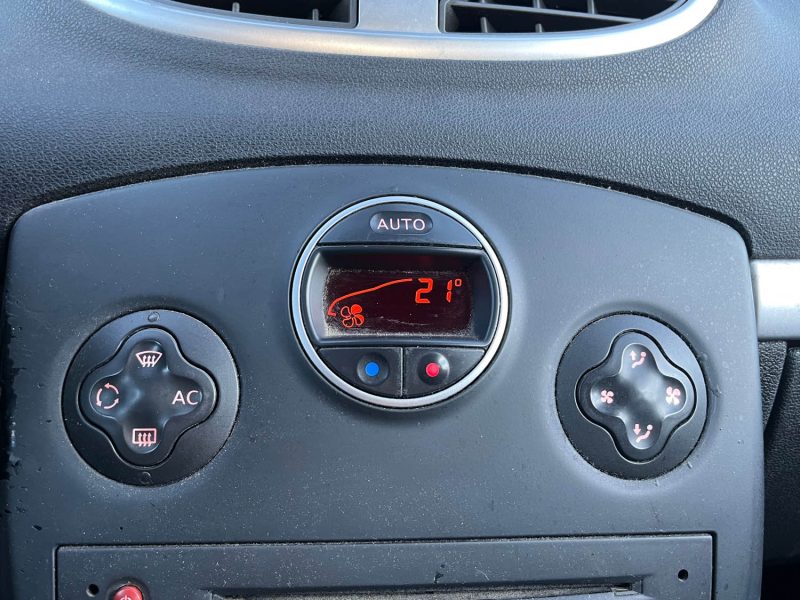 RENAULT CLIO 3 (III) 1.5 DCI 86cv IDEAL JEUNE PERMIS - ENTRETIEN OK - GARANTIE 6 MOIS 