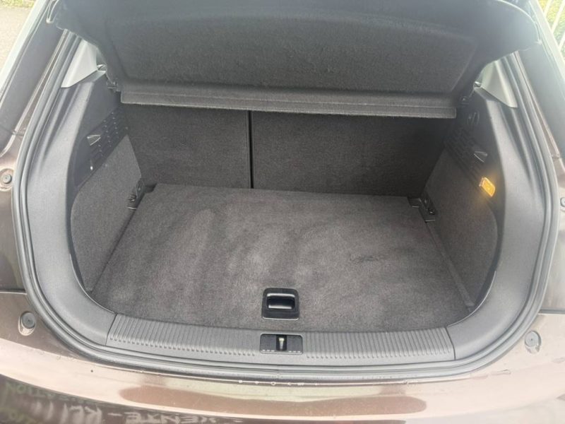 AUDI A1 SB 1.6 TDI 90 ATTRACTION 2012