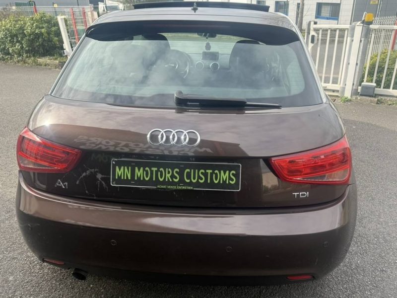 AUDI A1 SB 1.6 TDI 90 ATTRACTION 2012