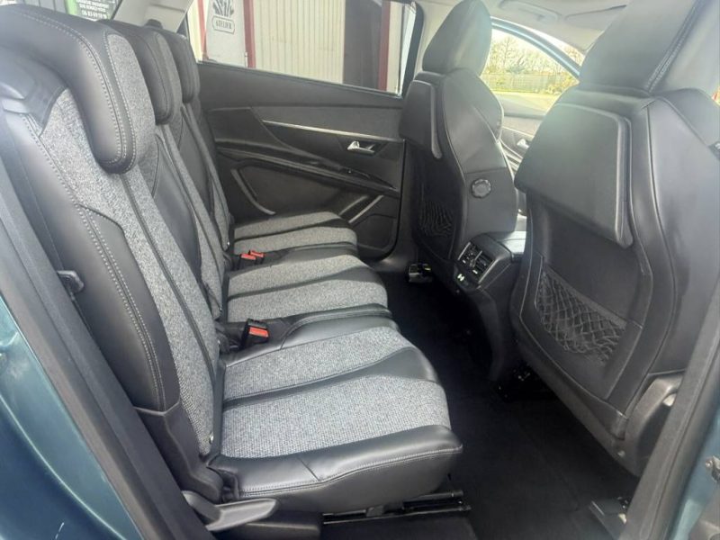 PEUGEOT 5008 II 1.6 BLUEHDI 120CH ALLURE BUSINESS S&S EAT6 2017