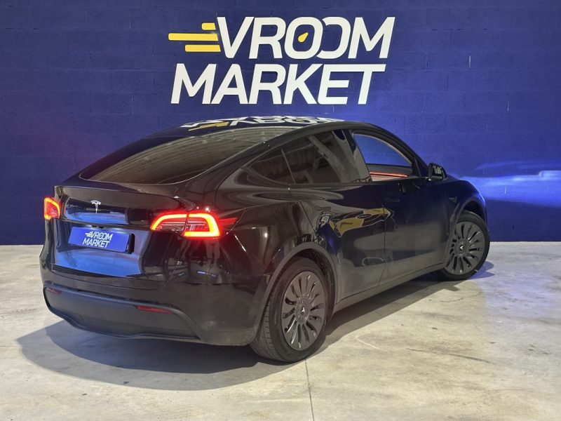 TESLA MODEL Y  LONG RANGE RWD 79 KW 600 KMS  2024