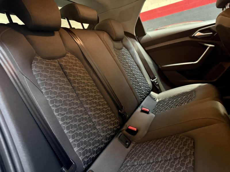 AUDI A1 SPORTBACK 25 TFSI  ADVANCED CAMERA / CARPLAY