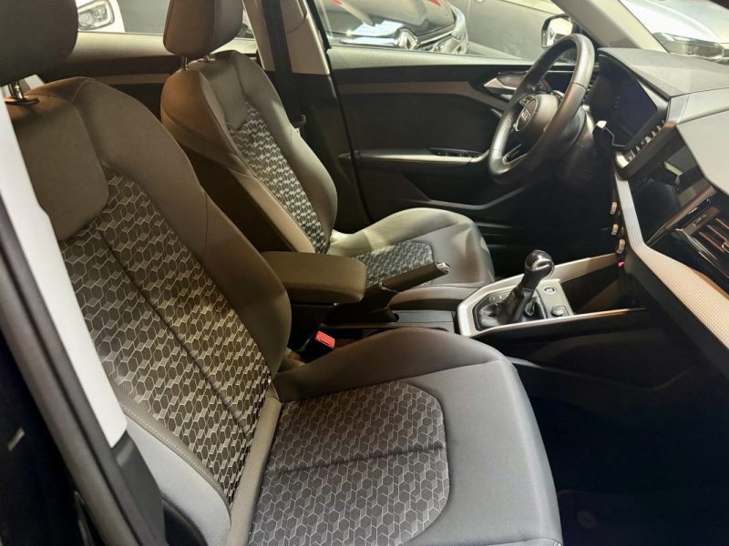 AUDI A1 SPORTBACK 25 TFSI  ADVANCED CAMERA / CARPLAY