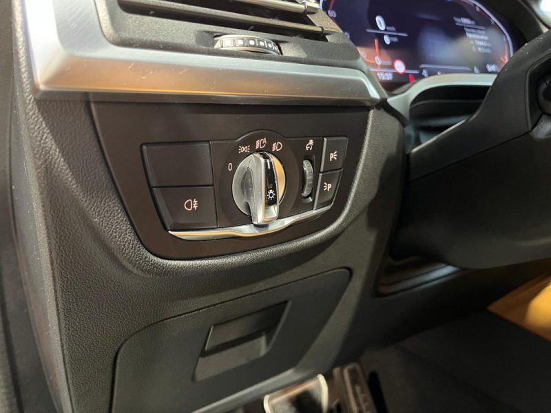 BMW X4 XDRIVE20D 190CH M SPORT *** SIÈGE M-SPORT  / TOIT OUVRANT PANORAMIQUE ***