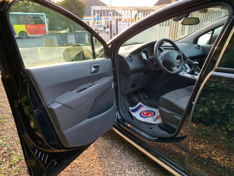 PEUGEOT 3008 2.0 HDI 16V 150 FELINE 2012