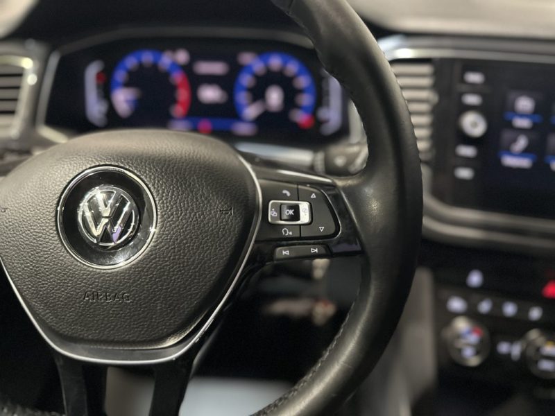 Volkswagen T-ROC 1.5 TSI 150ch  CARAT - TOIT OUVRANT / CAMÉRA / VIRTUAL COCKPIT