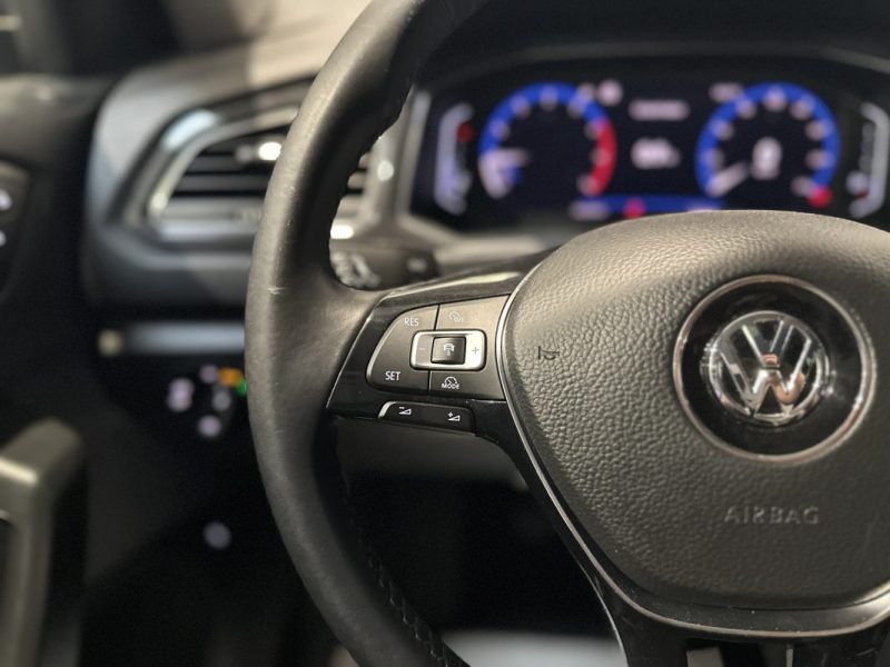Volkswagen T-ROC 1.5 TSI 150ch  CARAT - TOIT OUVRANT / CAMÉRA / VIRTUAL COCKPIT