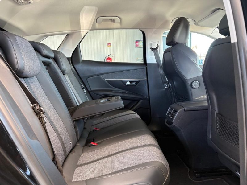 Peugeot 3008 II 131ch  Finition Allure🚙✨ Virtual Cockpit 🖥️ Reprise 🔄 Garantie 🛡️