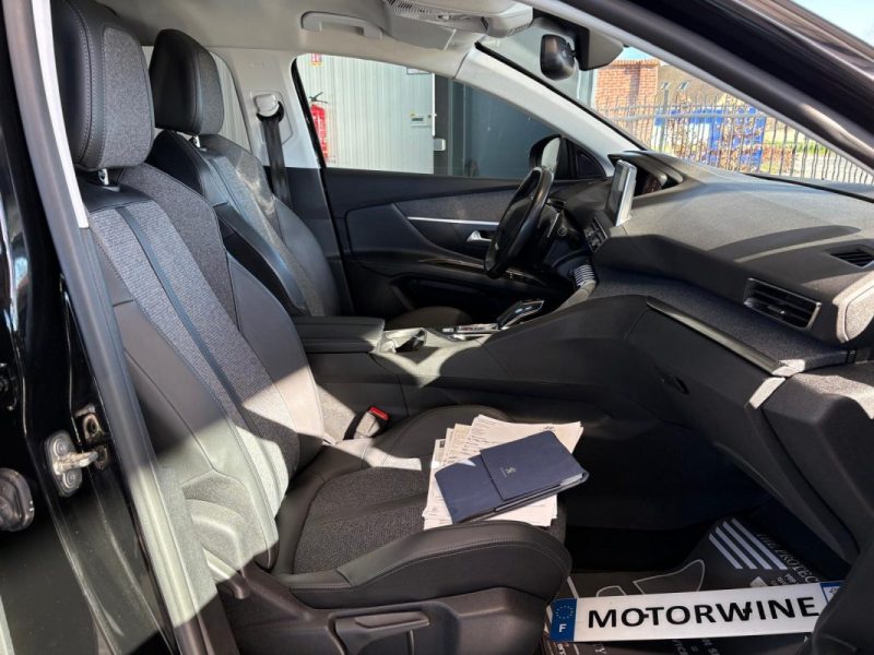 Peugeot 3008 II 131ch  Finition Allure🚙✨ Virtual Cockpit 🖥️ Reprise 🔄 Garantie 🛡️