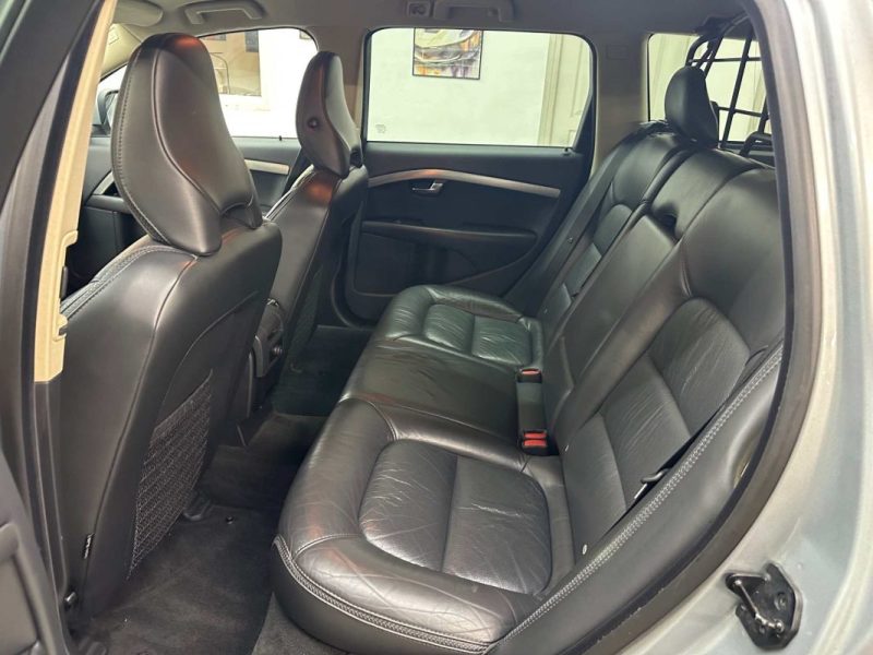 VOLVO XC70 2.4 D5 MOMENTUM AWD 185CV 