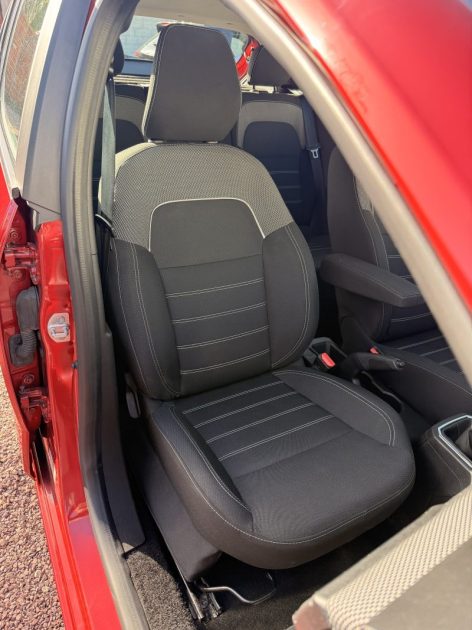 DACIA SANDERO 3 1.0 TCE 90ch CONFORT/ Apple CarPlay / Caméra de recul