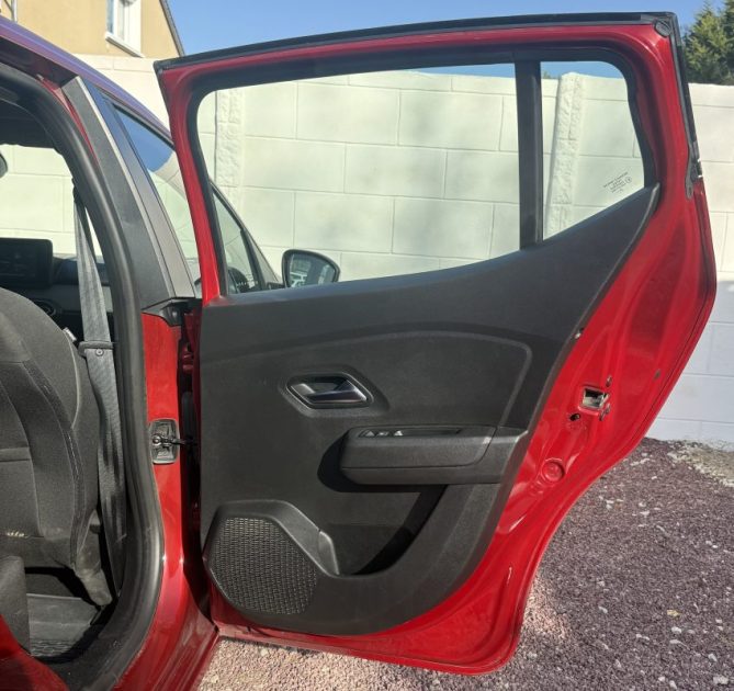 DACIA SANDERO 3 1.0 TCE 90ch CONFORT/ Apple CarPlay / Caméra de recul