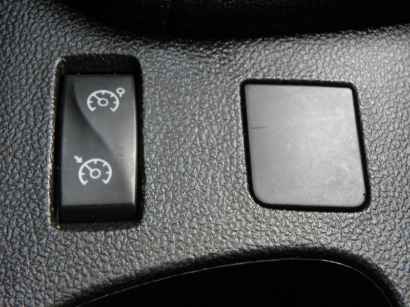 RENAULT CLIO 1.2 75 CH LIMITED - 4 CV 2018