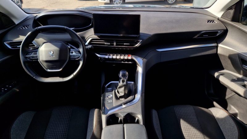 PEUGEOT 5008 II BLUEHDI 130CH ALLURE PACK 2022