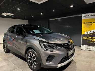 RENAULT CAPTUR II 1.6 E-TECH HYBRIDE 145CH EVOLUTION CAMERA / RADAR AV + AR  
