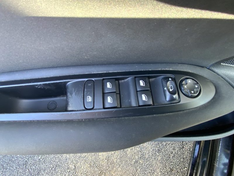 CITROEN C4 1.6 E-HDI 115 FAP CONFORT ETG6 2014 * ATTELAGE + PALETTE AU VOLANT