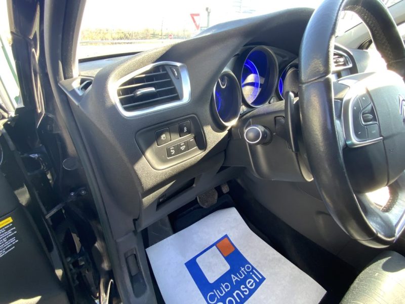 CITROEN C4 1.6 E-HDI 115 FAP CONFORT ETG6 2014 * ATTELAGE + PALETTE AU VOLANT