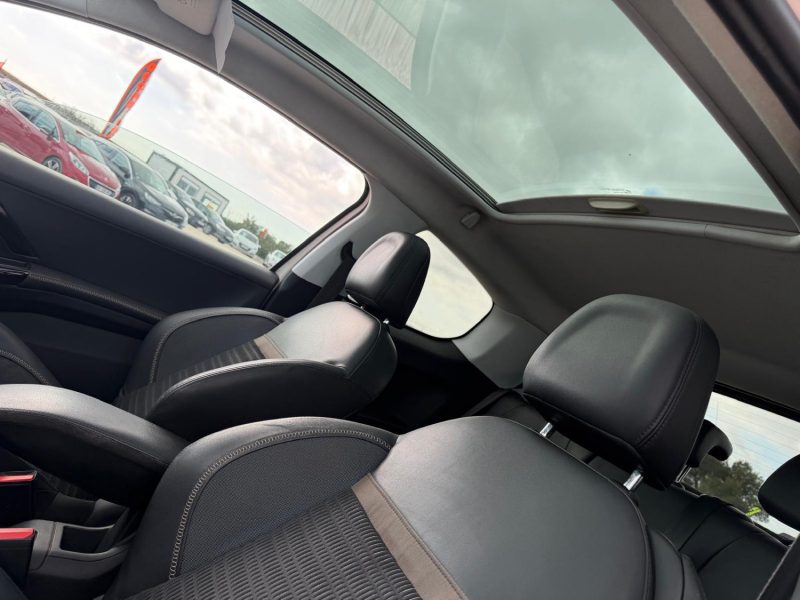 PEUGEOT 208 1.2 82 CV VTI ALLURE 5P 2013