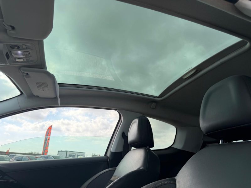 PEUGEOT 208 1.2 82 CV VTI ALLURE 5P 2013