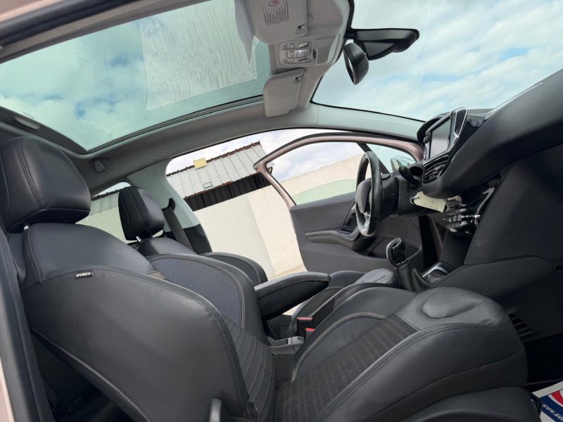 PEUGEOT 208 1.2 82 CV VTI ALLURE 5P 2013