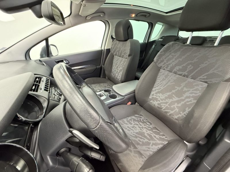 PEUGEOT 3008 1.6 HDI BVA 112CV