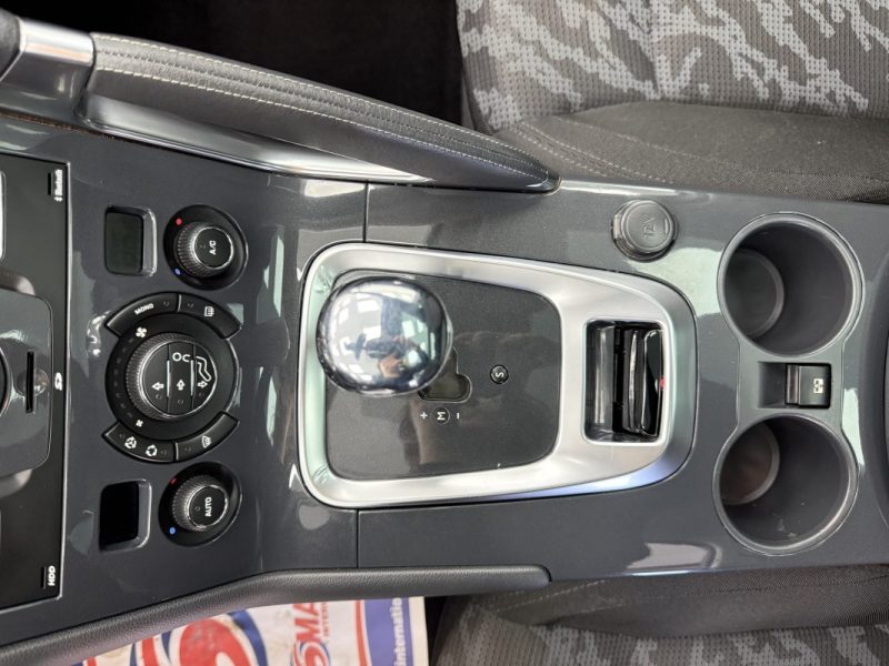 PEUGEOT 3008 1.6 HDI BVA 112CV