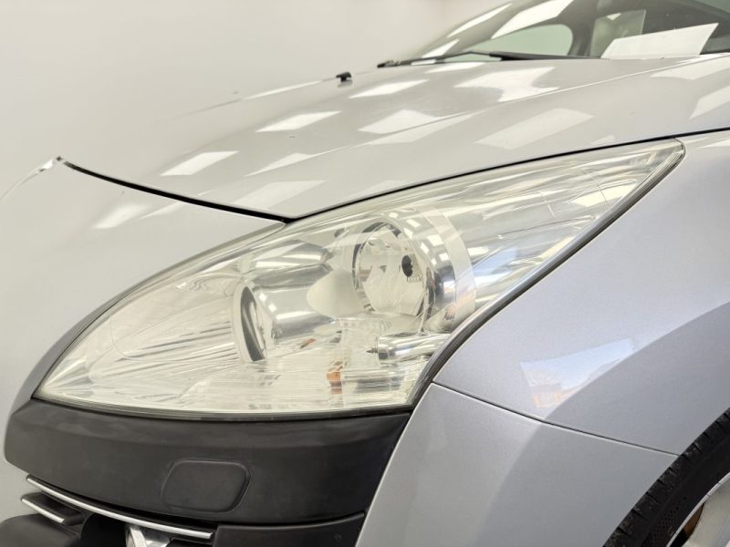 PEUGEOT 3008 1.6 HDI BVA 112CV