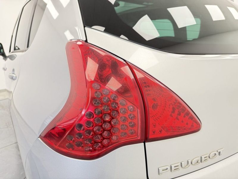 PEUGEOT 3008 1.6 HDI BVA 112CV