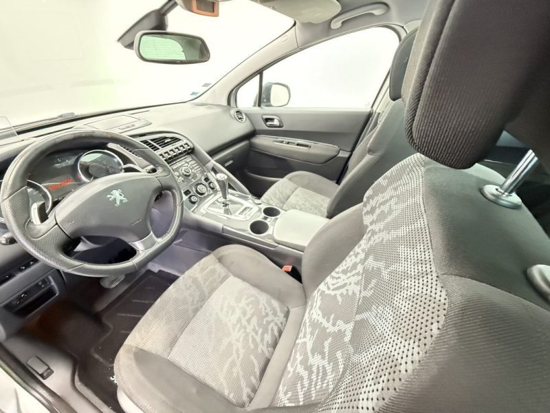 PEUGEOT 3008 1.6 HDI BVA 112CV