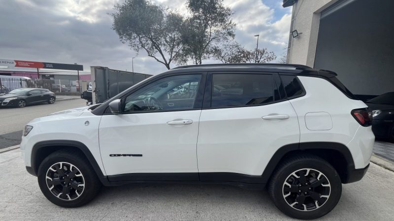 JEEP COMPASS 1.3I - 16V TURBO HYBRID RECHARGEABLE Trailhawk  240CV 