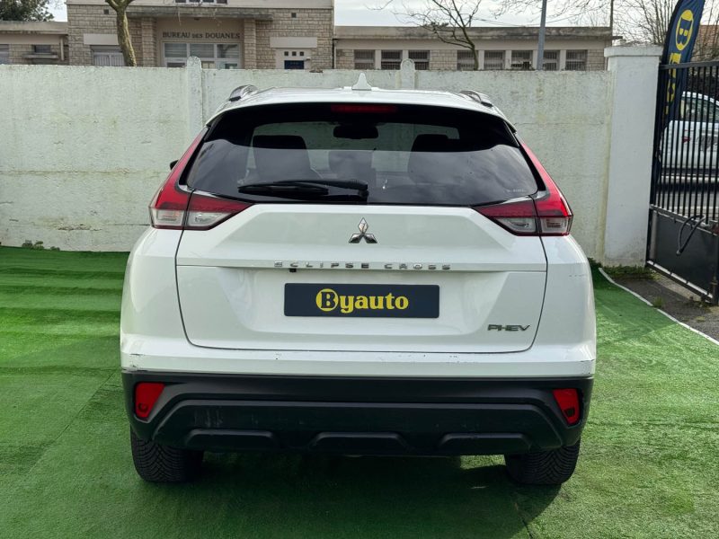 MITSUBISHI ECL.CROSS 2.4 MIVEC PHEV 188CH INTENSE 4WD HYBRIDE RECHARGABLE GARANTIE 6 MOIS 