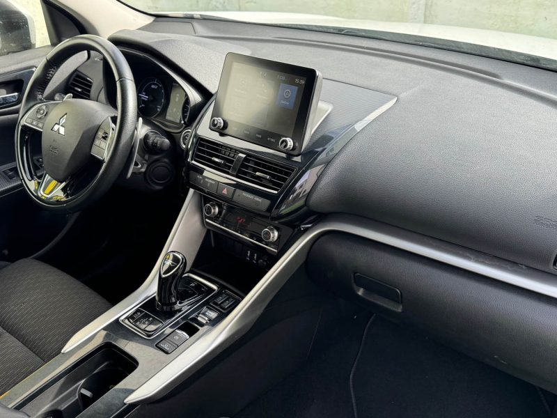 MITSUBISHI ECL.CROSS 2.4 MIVEC PHEV 188CH INTENSE 4WD HYBRIDE RECHARGABLE GARANTIE 6 MOIS 