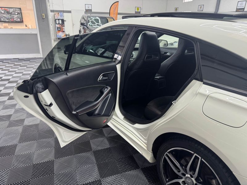 MERCEDES-BENZ CLA SHOOTING BRAKE 200 CDI 136ch FASCINATION SPORT AMG GARANTIE 24 MOIS 