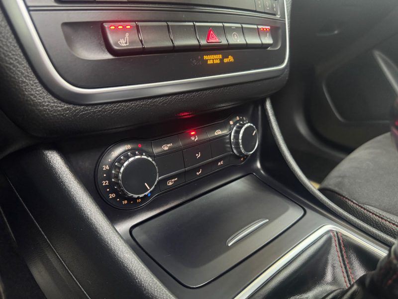 MERCEDES-BENZ CLA SHOOTING BRAKE 200 CDI 136ch FASCINATION SPORT AMG GARANTIE 12 MOIS 