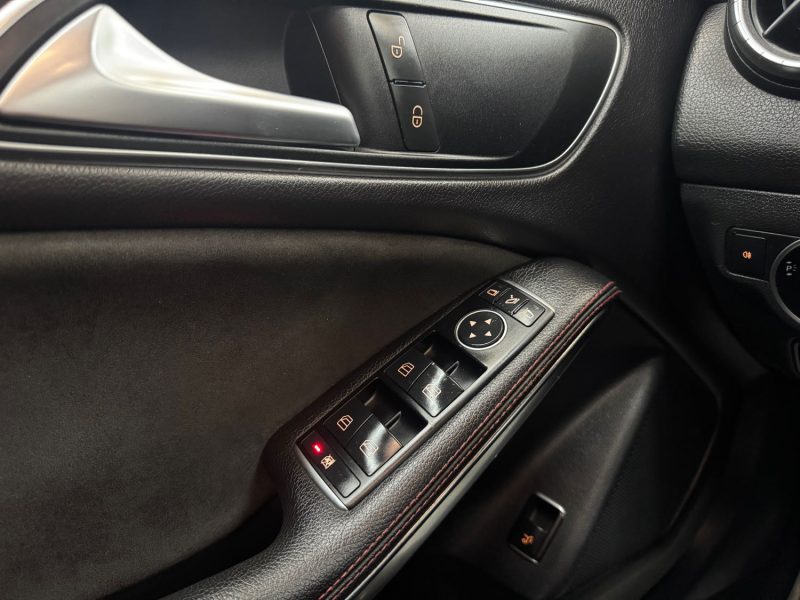 MERCEDES-BENZ CLA SHOOTING BRAKE 200 CDI 136ch FASCINATION SPORT AMG GARANTIE 12 MOIS 