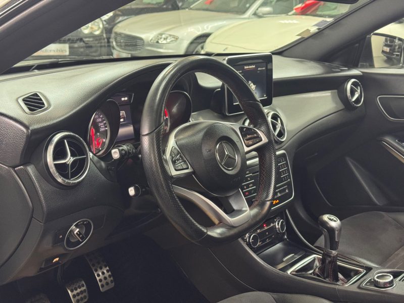 MERCEDES-BENZ CLA SHOOTING BRAKE 200 CDI 136ch FASCINATION SPORT AMG GARANTIE 12 MOIS 