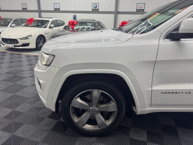 JEEP GRAND CHEROKE GARANTIE 24 MOIS 3.0 V6 CRD 250ch OVERLAND BVA8 FULL SUPER ETAT