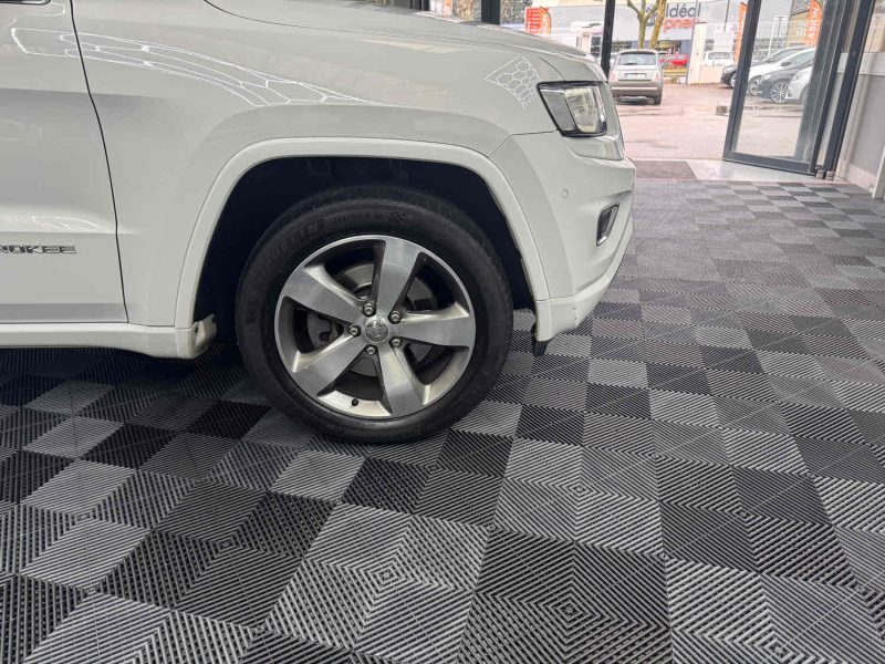 JEEP GRAND CHEROKE GARANTIE 24 MOIS 3.0 V6 CRD 250ch OVERLAND BVA8 FULL SUPER ETAT
