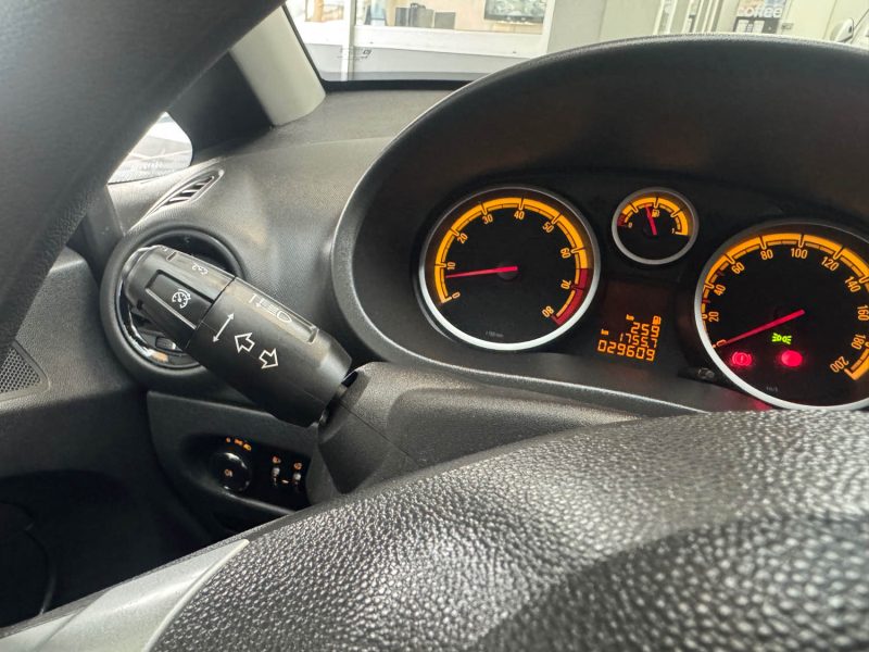 OPEL CORSA SEULEMENT 29000kms 1.2 TWINPORT 85ch EDITION 1ERE MAIN GARANTIE 12 MOIS HIST.COMPLET 🇨🇵