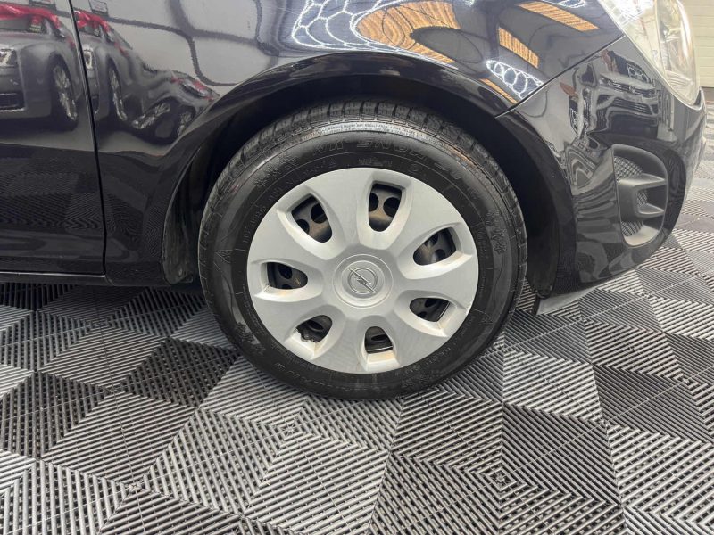 OPEL CORSA SEULEMENT 29000kms 1.2 TWINPORT 85ch EDITION 1ERE MAIN GARANTIE 12 MOIS HIST.COMPLET 🇨🇵