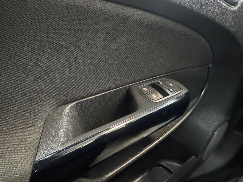 OPEL CORSA SEULEMENT 29000kms 1.2 TWINPORT 85ch EDITION 1ERE MAIN GARANTIE 12 MOIS HIST.COMPLET 🇨🇵