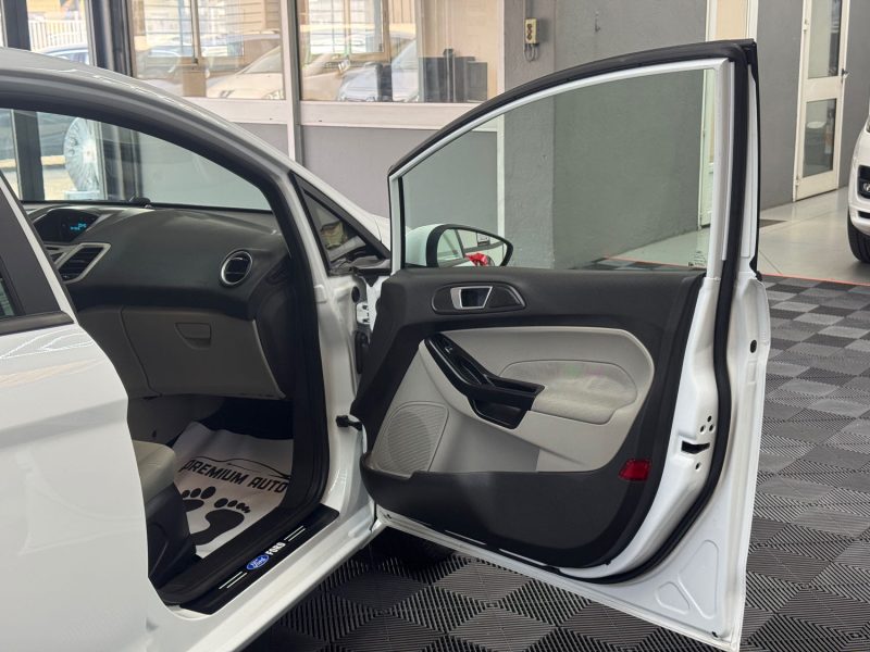 FORD FIESTA 25000KMS 1.6 TI VCT 105ch TREND BVA GARANTIE 12 MOIS HIST.COMPLET 🇨🇵 