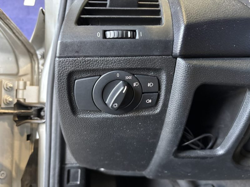 BMW SERIE 1 130I PACK M 2008 3.0 265 CV / TOIT OUVRANT / REGULATEUR / CLIM BI-ZONE