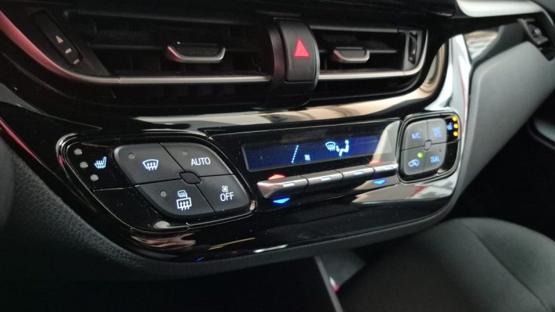 TOYOTA C-HR SUV PHASE 2 SUV HYBRIDE 122cv DYNAMIC BUSINESS/1 ERE MAIN/TVA RECUPERABLE