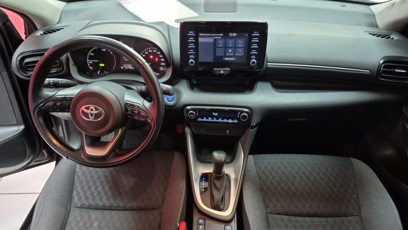 TOYOTA YARIS 3 HYBRIDE 116cv DYNAMIC/1 ERE MAIN/TVA RECUPERABLE