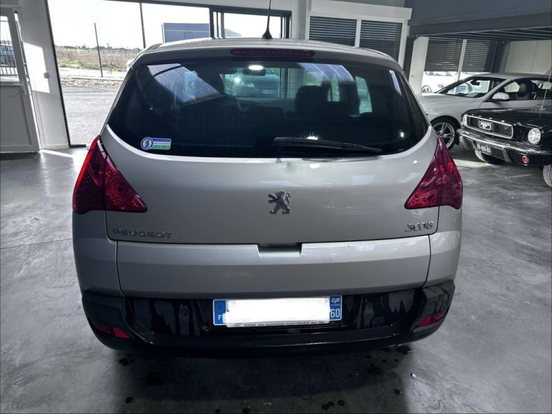 PEUGEOT 3008 1.6 HDI 16V 110 
