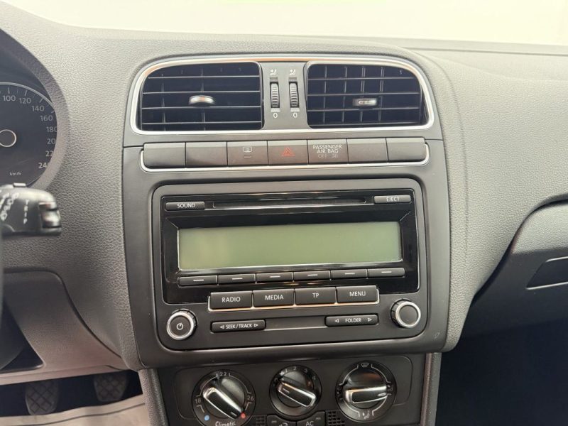 VOLKSWAGEN POLO 1.6 TDI 75 CV GARANTIE 12 MOIS