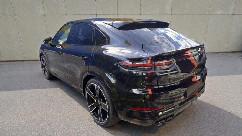 PORSCHE CAYENNE TURBO S COUPE E-HYBRID 2020