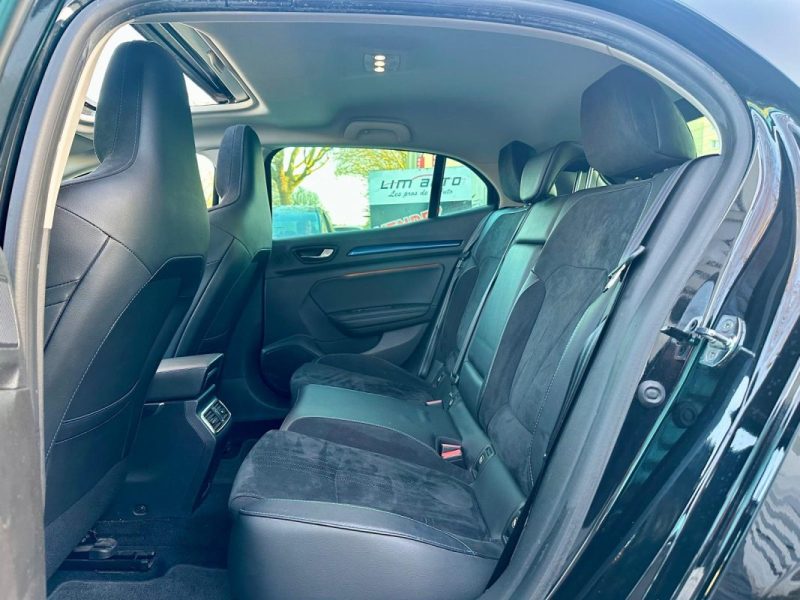 RENAULT MEGANE IV 1.7 BLUE DCI 150 GT-LINE EDC 