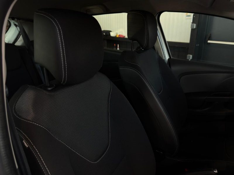 Renault Clio IV 1.2i 73ch 🚗 Suivi 📋 Radar 🔊 Reprise 🔄 Garantie 🛡️